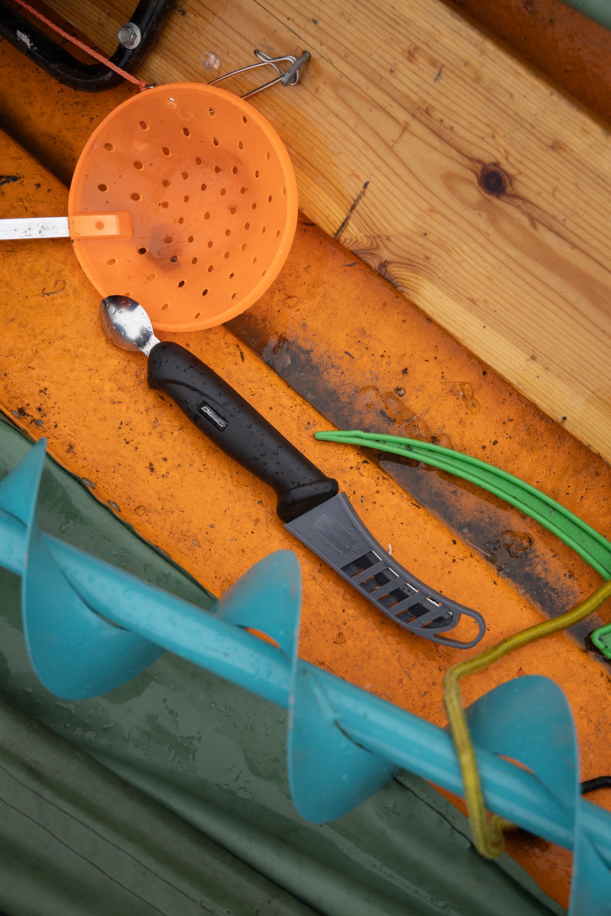 Fish Cleaner, Plastic blade cover